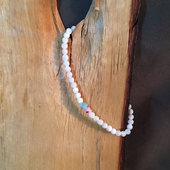 ❇️❤️ semiprecious mini mother of pearl bracelet - Picture 5 of 6